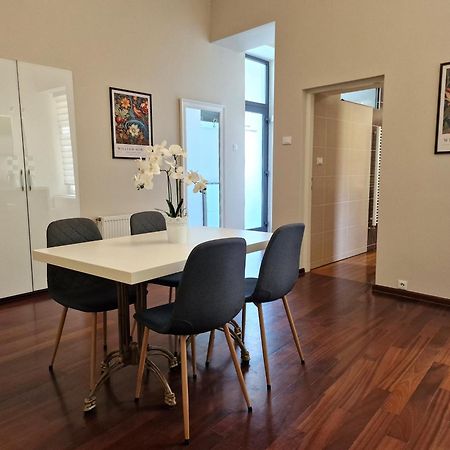 Apartment Exclusive View Cvjetni Trg Zagreb Buitenkant foto