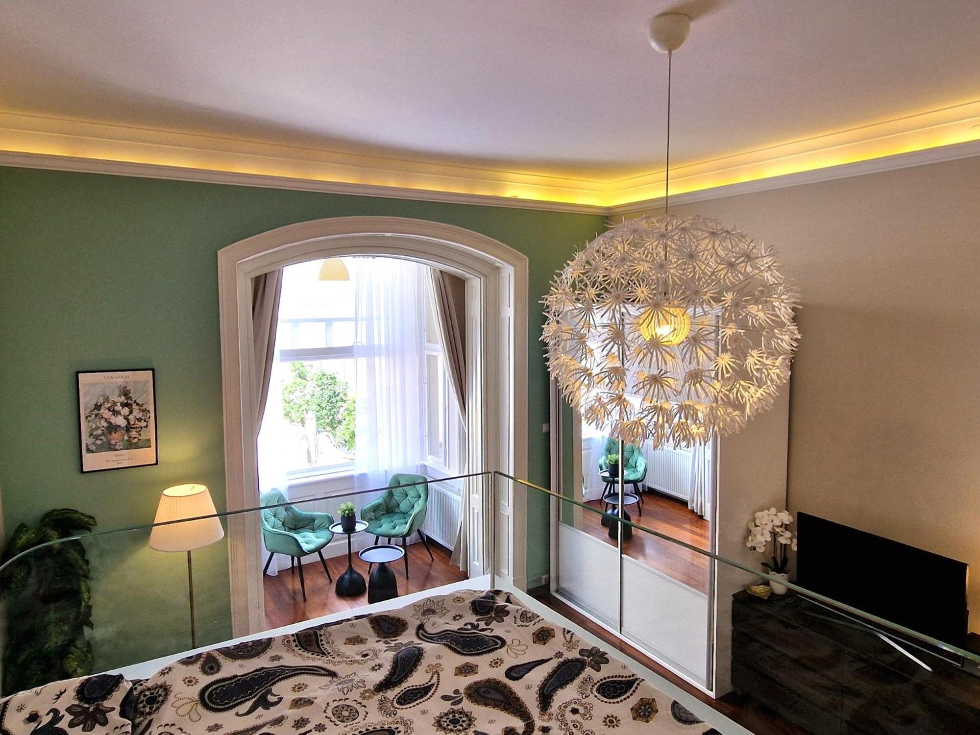 Apartment Exclusive View Cvjetni Trg Zagreb Buitenkant foto